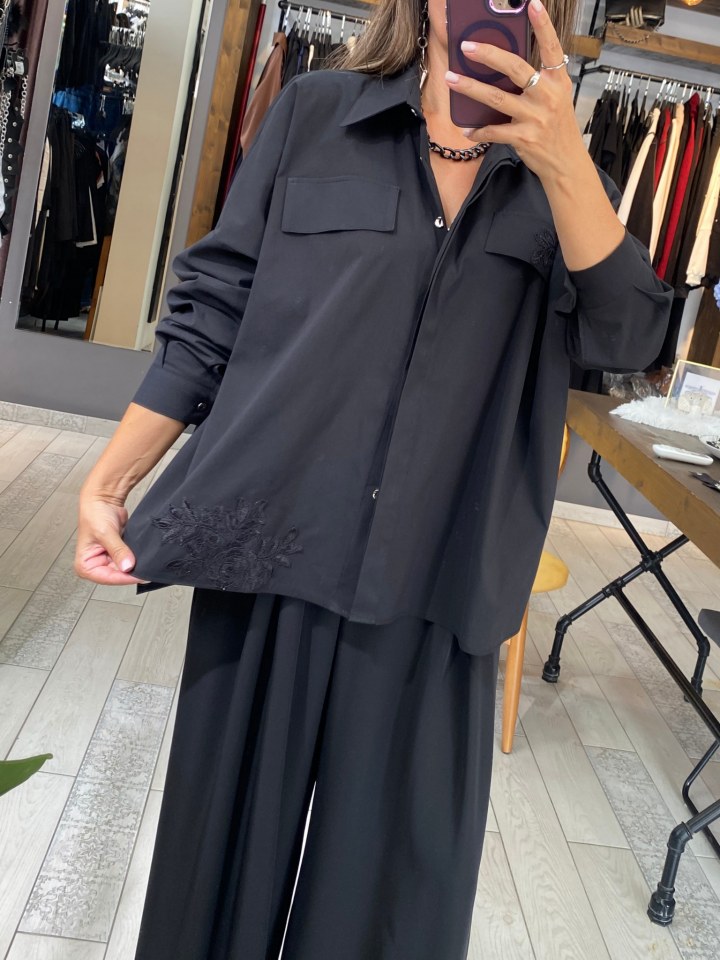 Sylvie Dantel Aksesuarlı Gömlek (siyah)