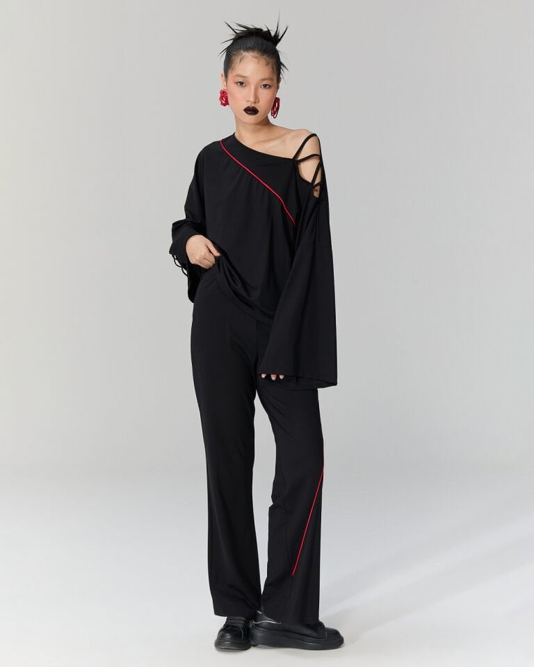 Tine Omuz Detaylı Bluz