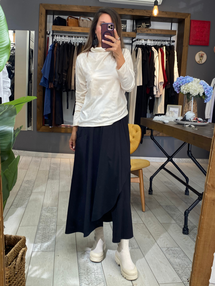 Clara Deri Görünümlü Bluz (Bej)