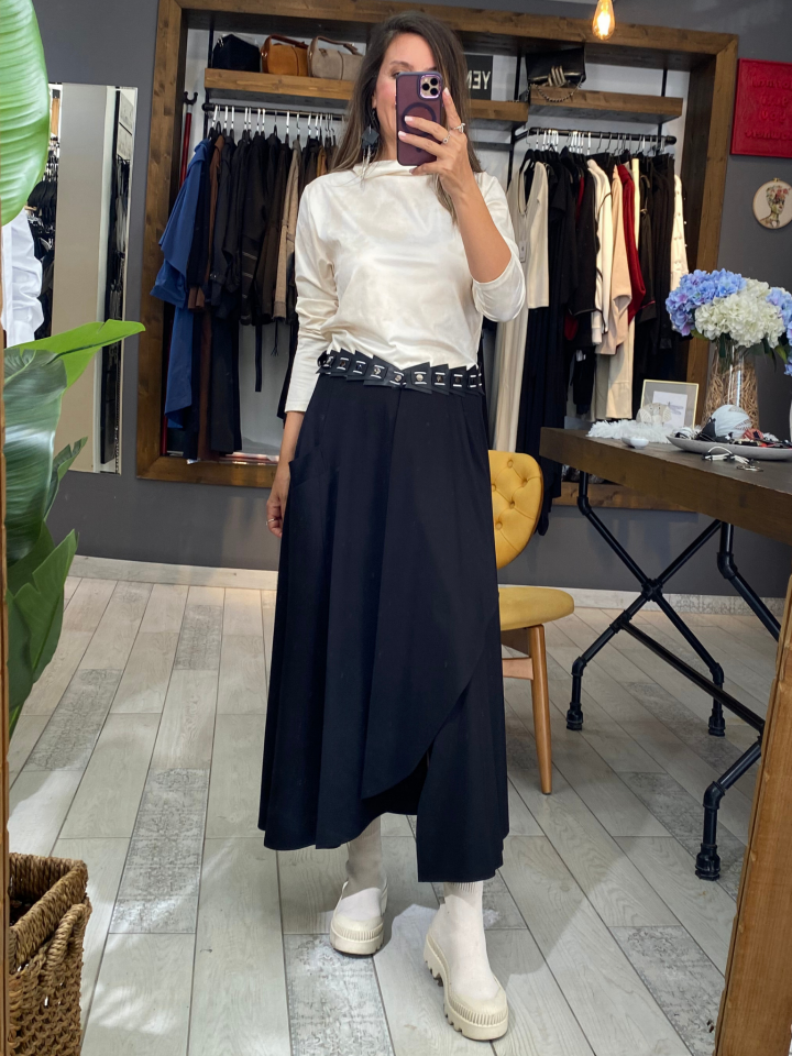 Clara Deri Görünümlü Bluz (Bej)