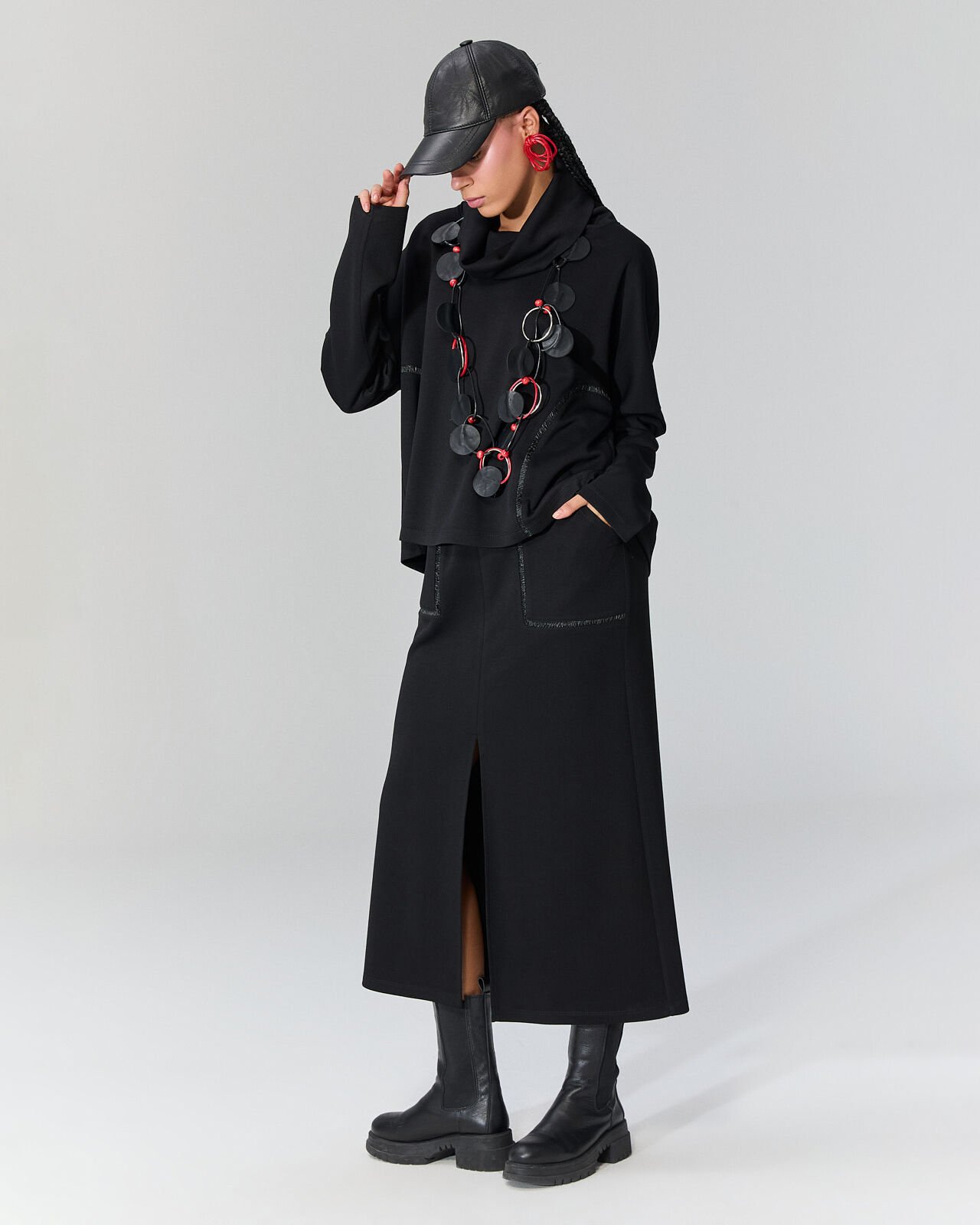 Emma Ön Yırtmaçlı Etek