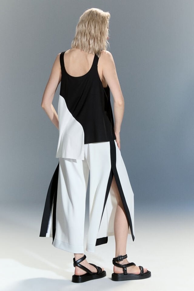 Siyah Beyaz Askılı bluz