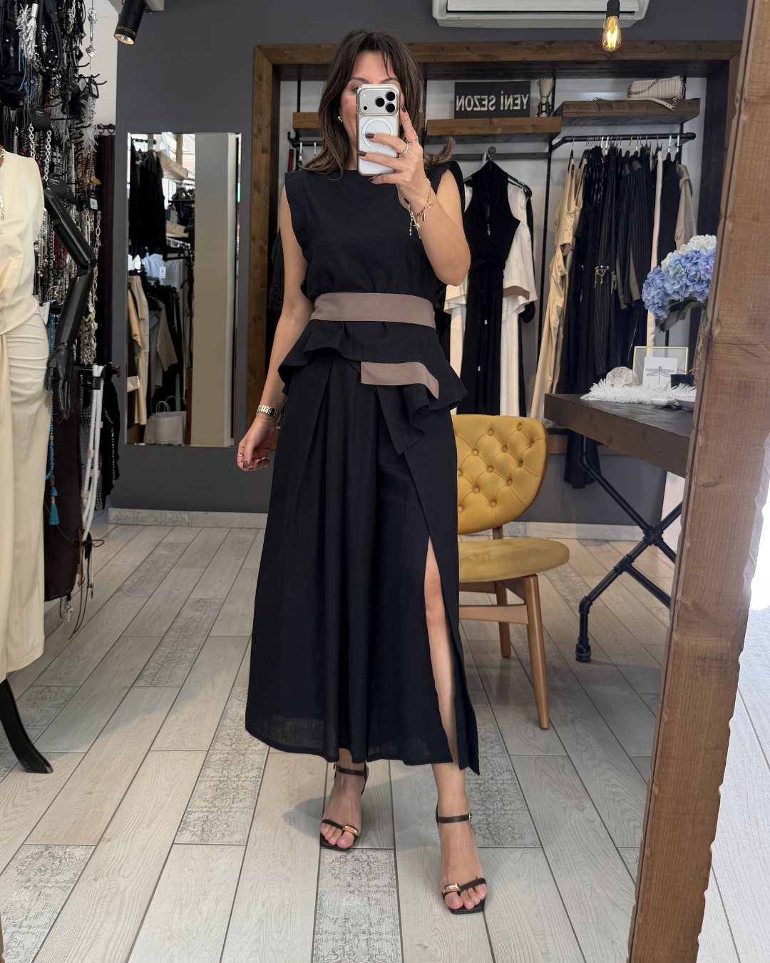 Vionna Kemerli Keten Bluz (siyah)