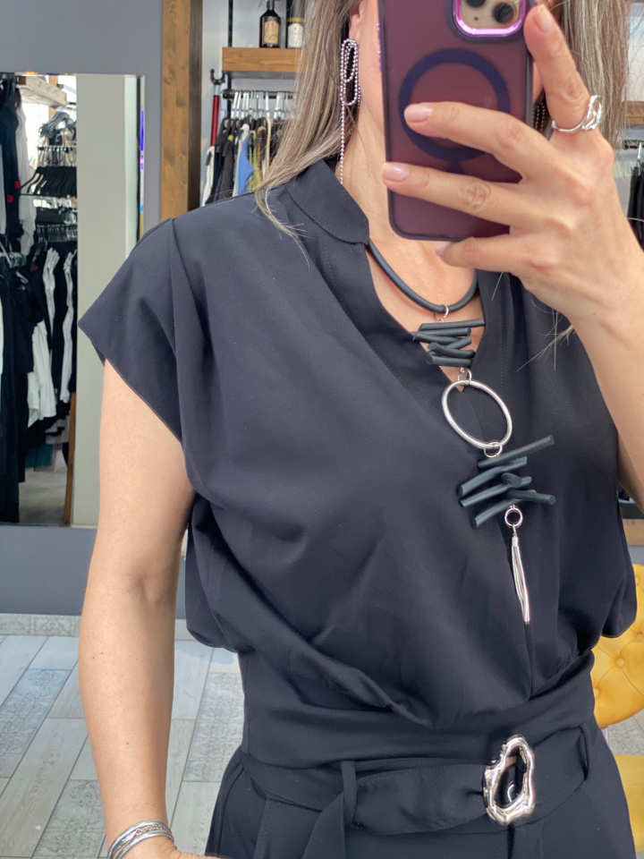 Walter V Yakalı Bluz (siyah)