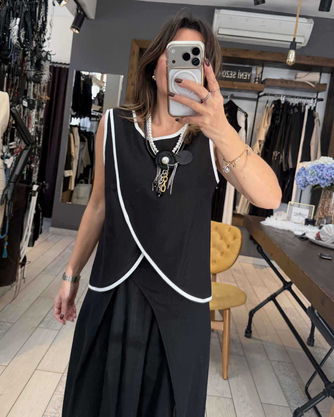 Arenza Anvelop Keten Bluz (siyah)