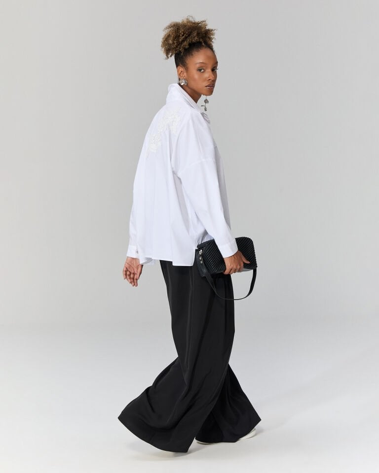 Sylvie Dantel Aksesuarlı Gömlek (beyaz)