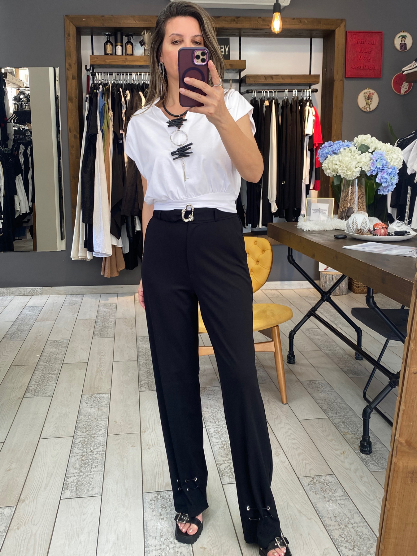 Analis Paçası Metal Detaylı Pantolon