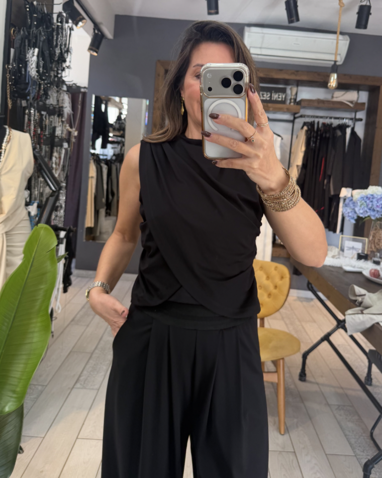 Sorev Omuzdan Drapeli Bluz (siyah)