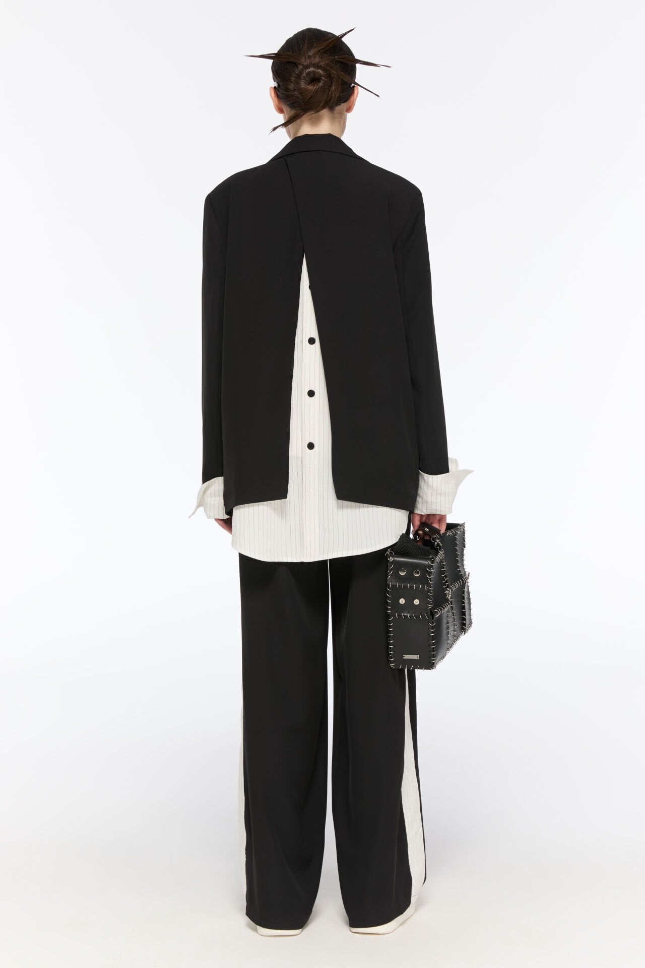 Valen Arkası Gömlek Detaylı Blazer (siyah)