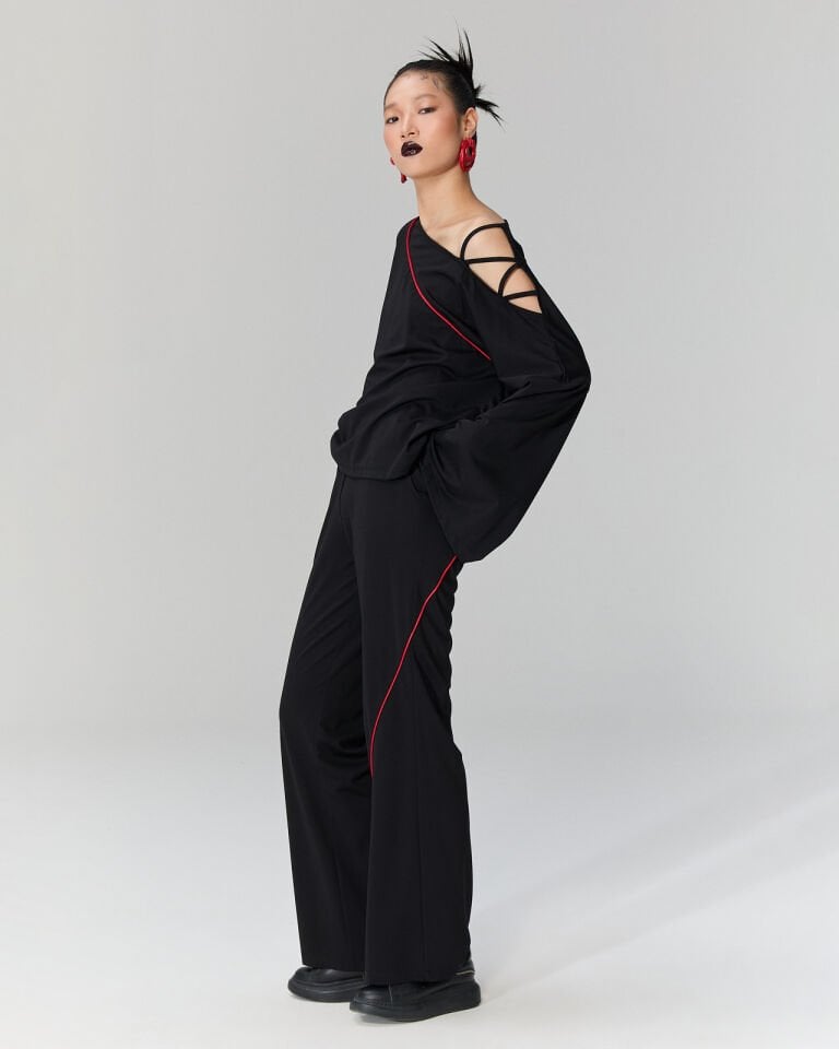 Tine Omuz Detaylı Bluz