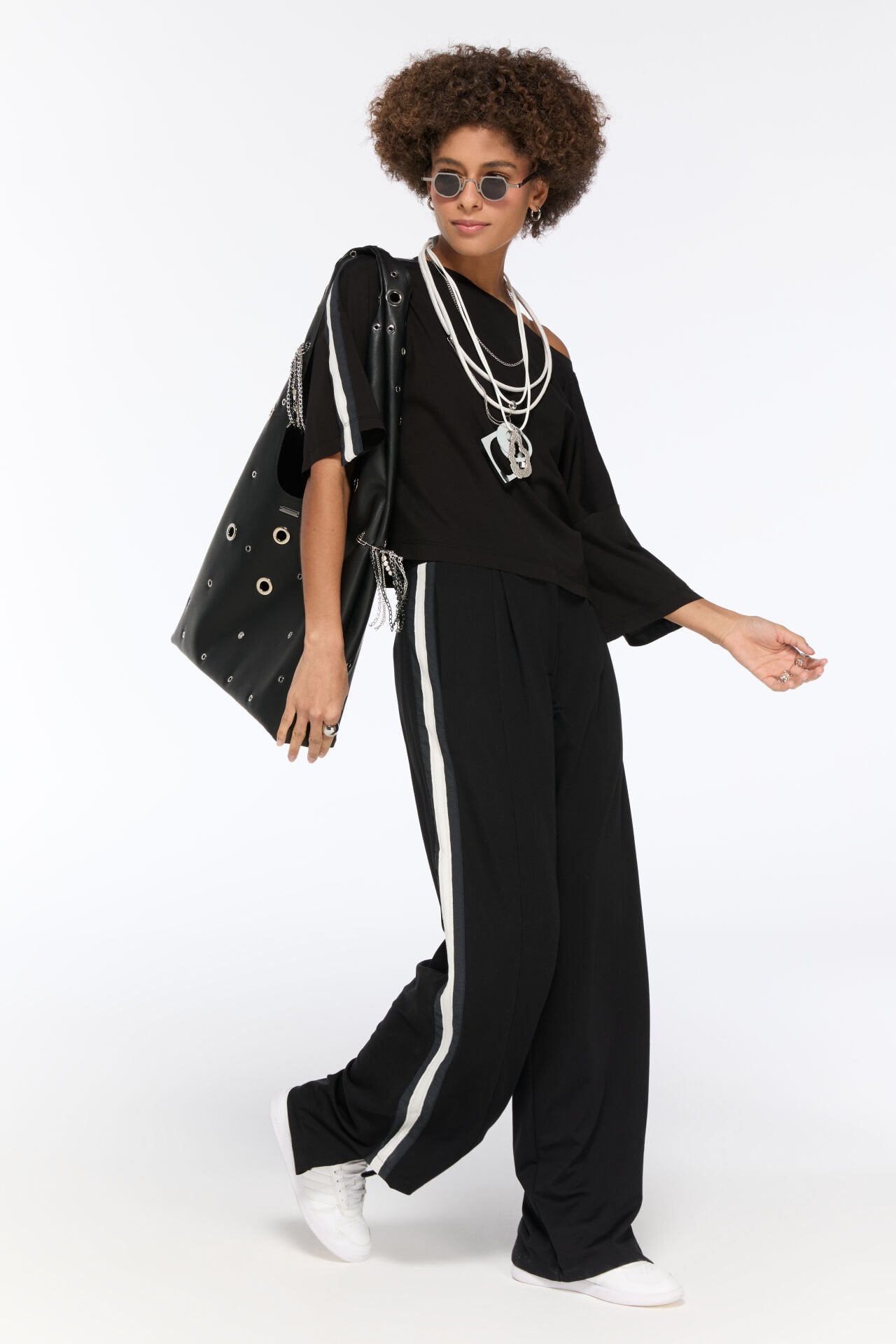 Paloma Omzu Şeritli Bluz (siyah)