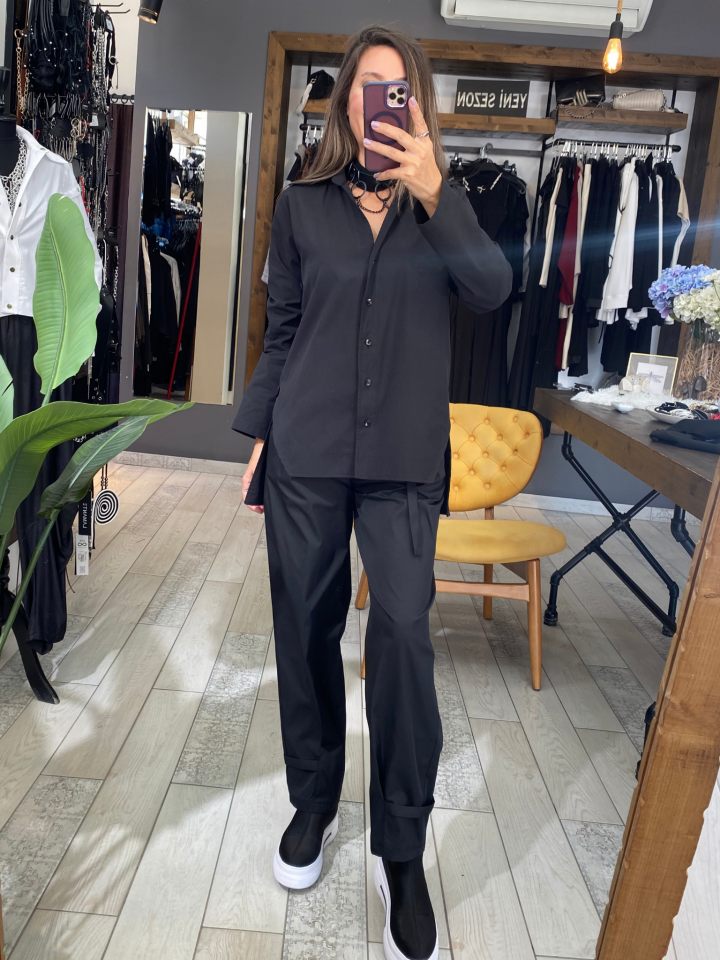 Camela Yanı Düğmeli Gömlek (Siyah)