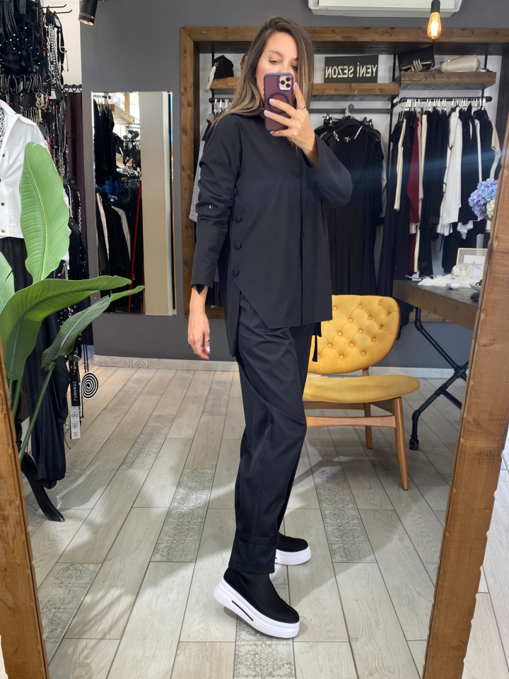 Camela Yanı Düğmeli Gömlek (Siyah)