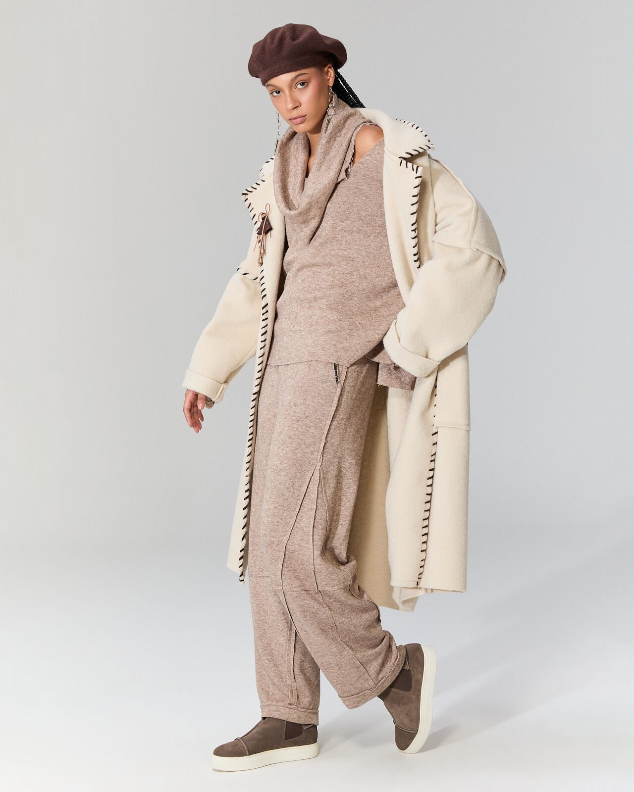 Santa Dikiş Detaylı Triko Pantolon (bej)