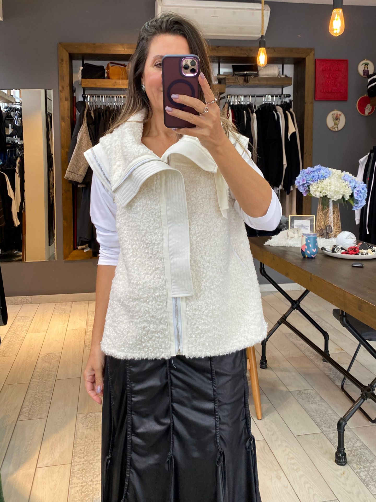 Aron Buklet Yelek (beyaz)