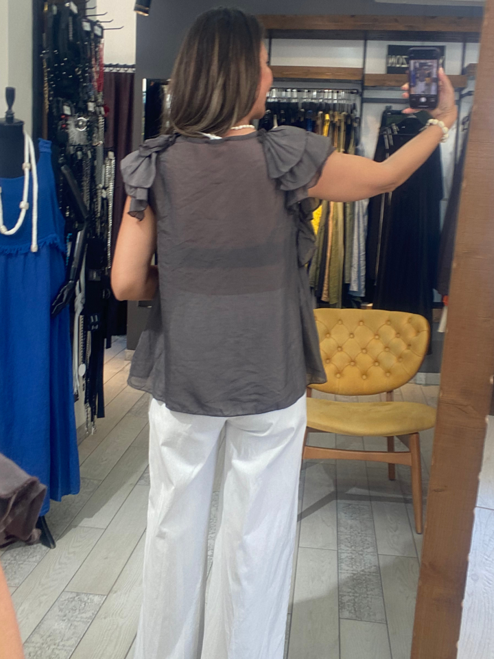 Yakası Fırfırlı Bluz (kahve)