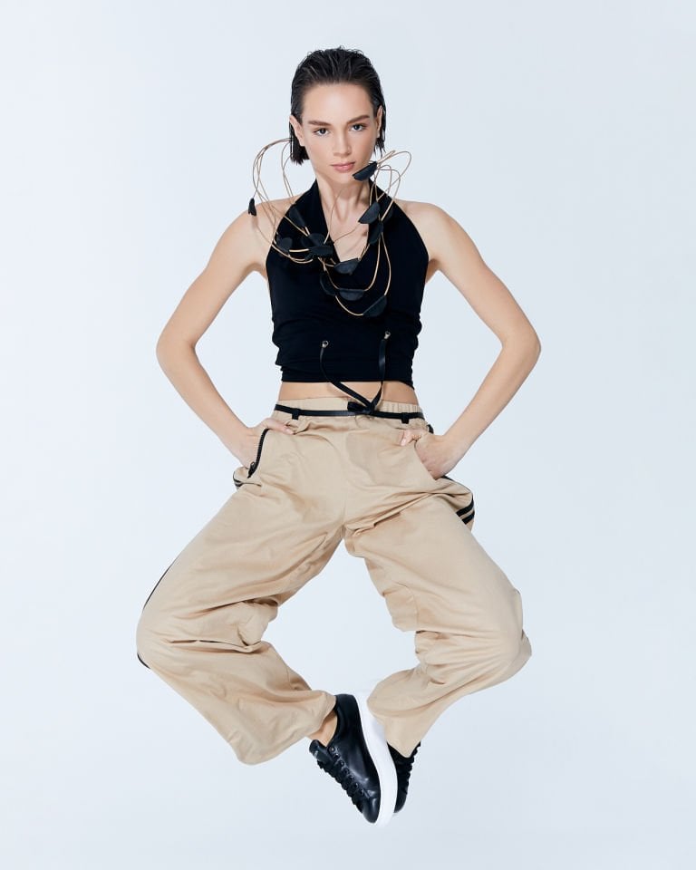 Alison Kruvaze Bağlamalı Crop (siyah)