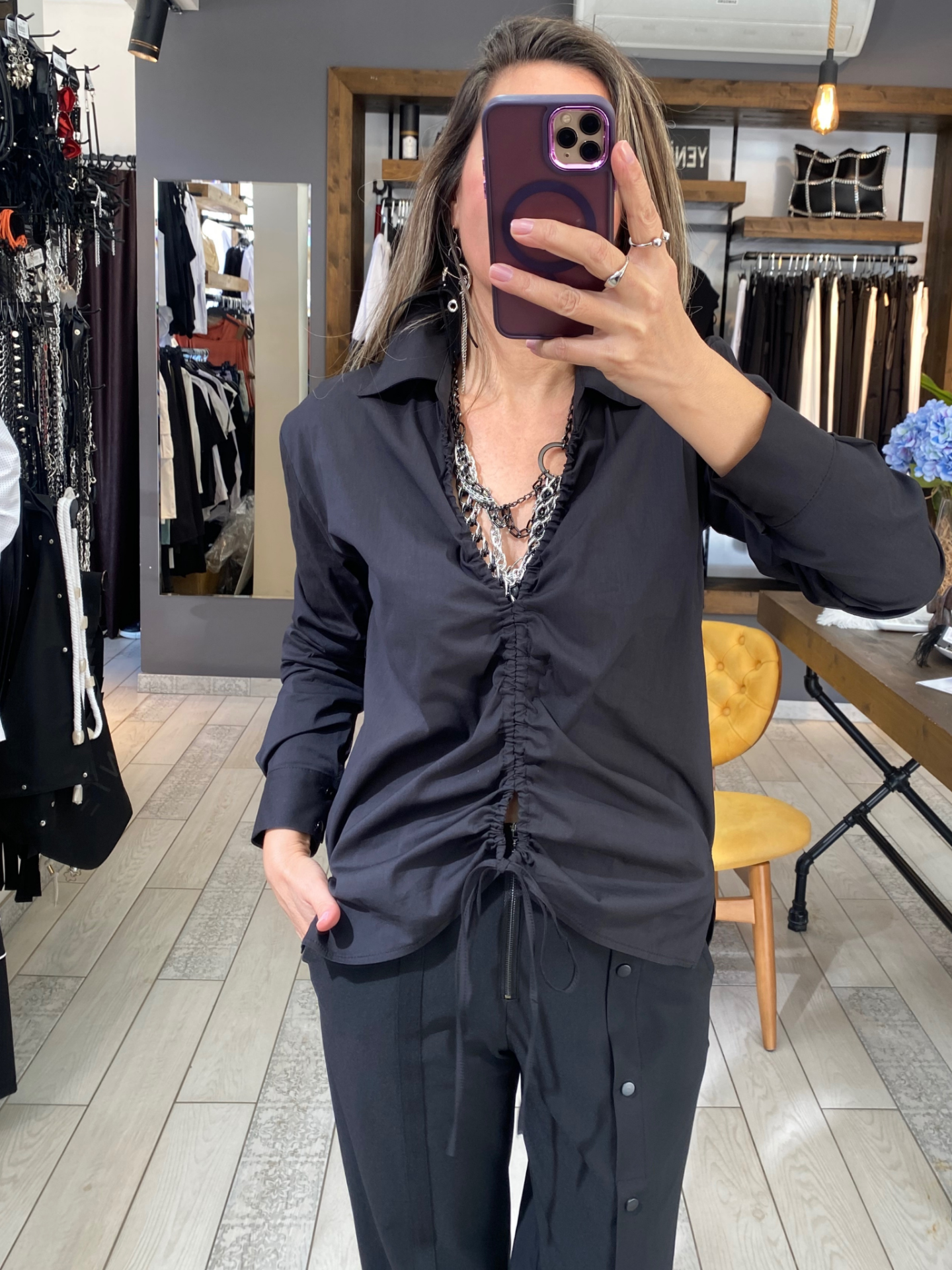 Gigi Önü Büzmeli Gömlek (siyah)