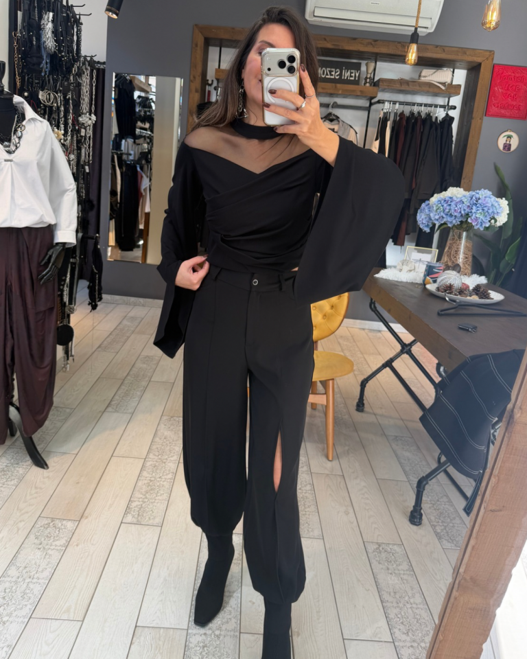 Vinessa Krep Kumaş Yırtmaçlı Pantolon (siyah)