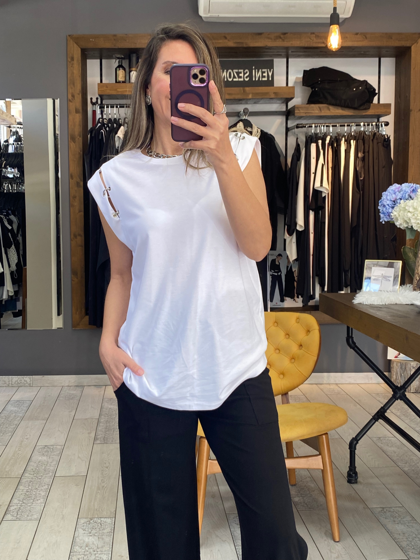 Dina Halka Detaylı Bluz (beyaz)