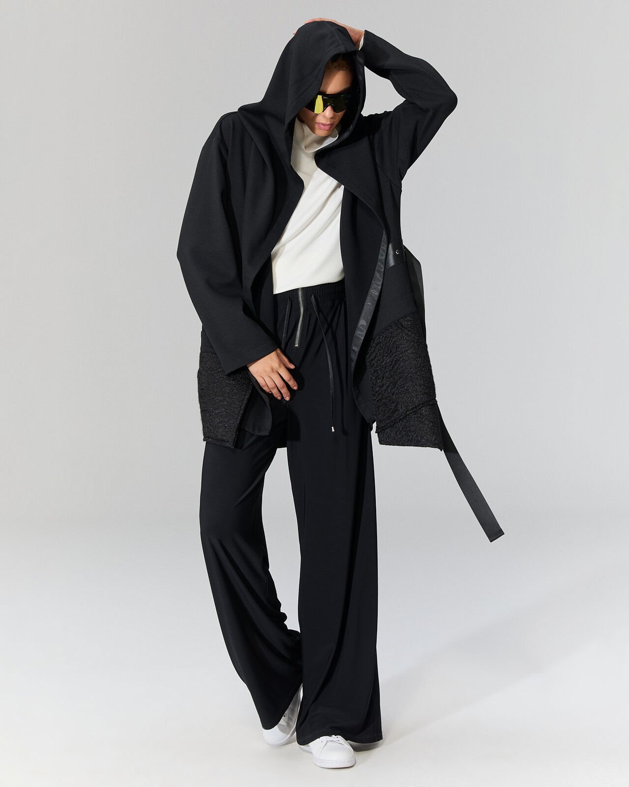 Aria Fermuar Detaylı Bol Paça Pantolon