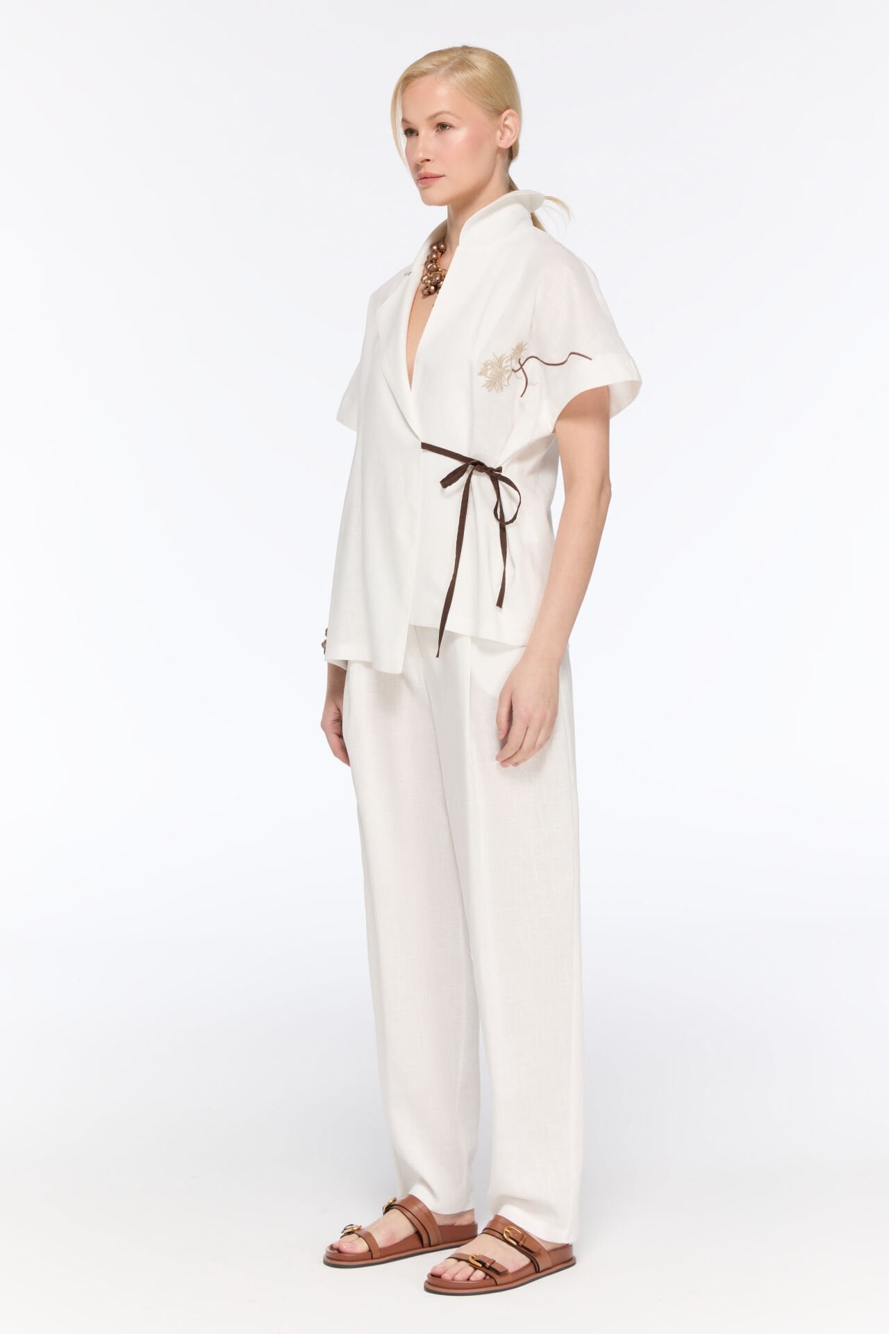 Pier Anvelop Keten Bluz (beyaz)