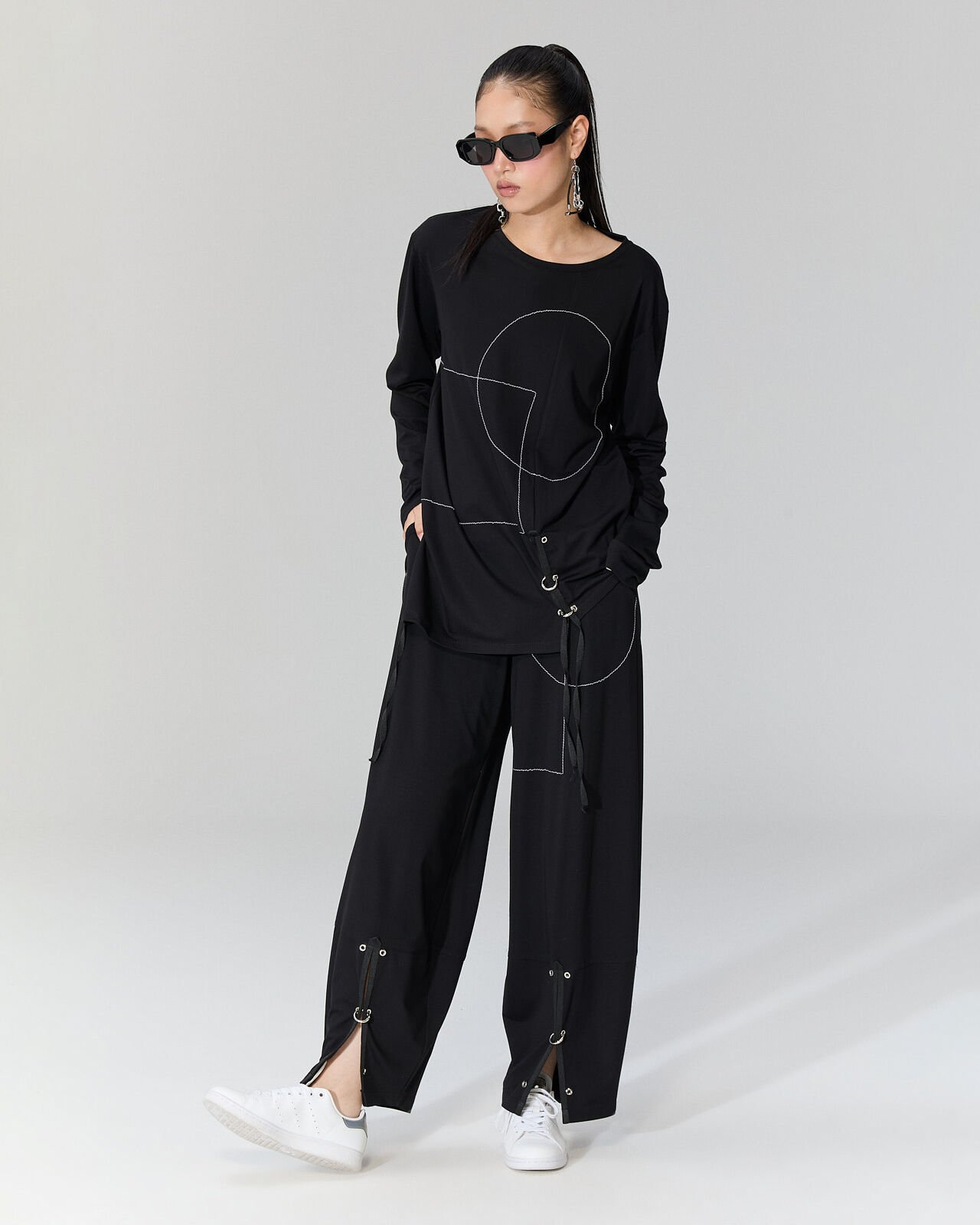 Emi Kontrast Dikişli Salaş Bluz