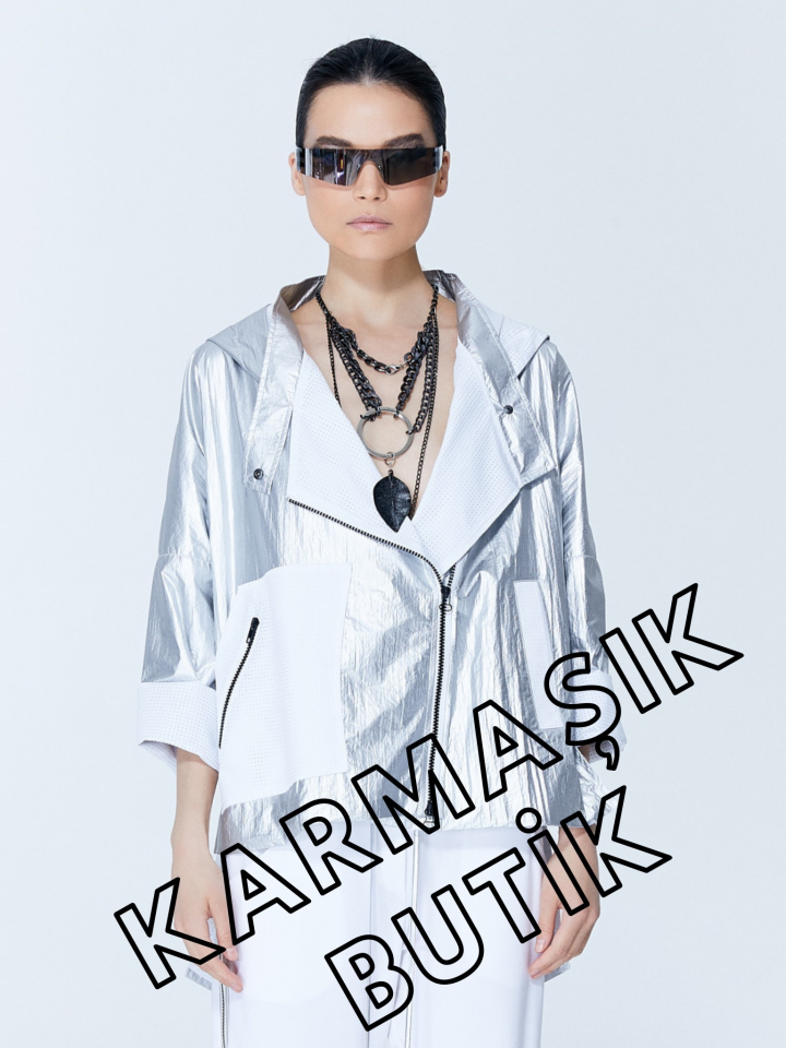 Yapraklı Metal Kolye