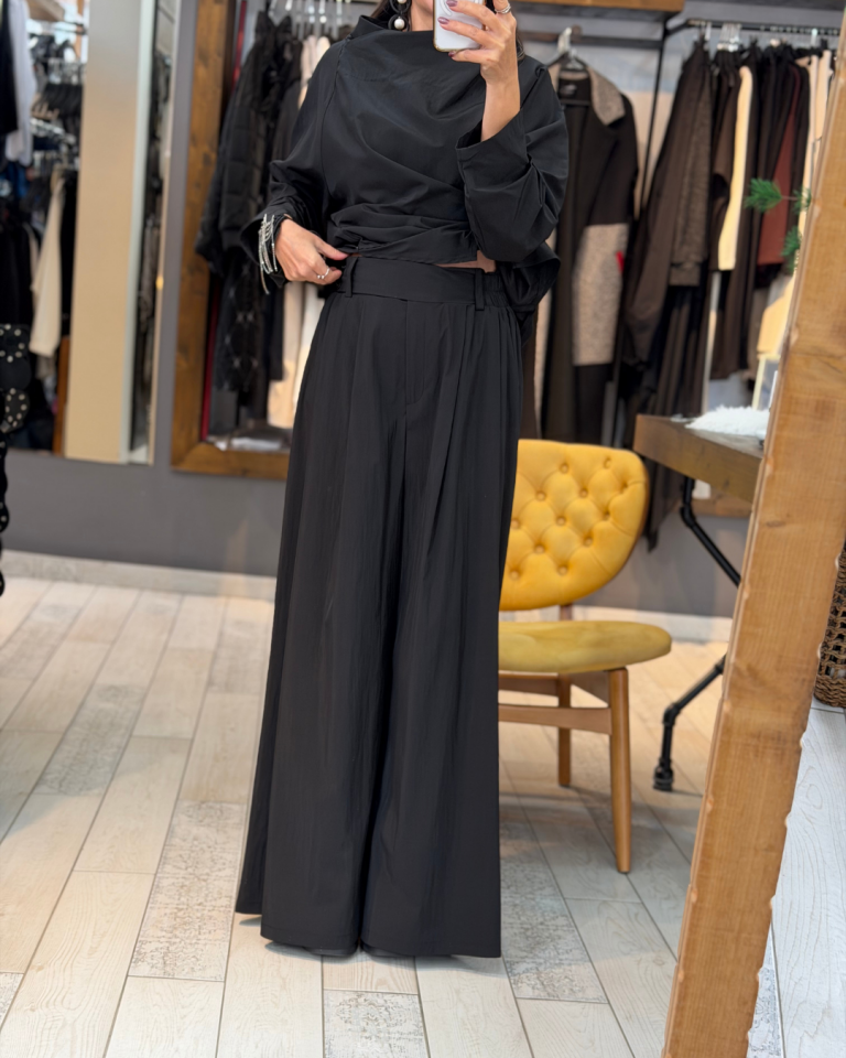 Moodie Paraşüt Pantolon (siyah)