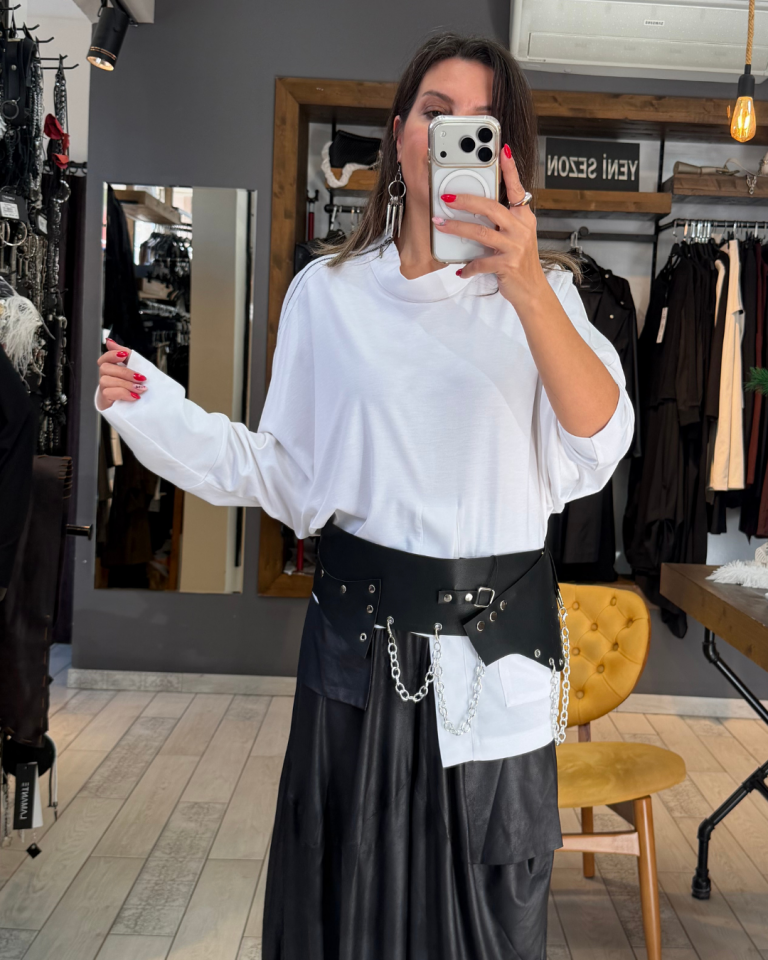 Omzu Fermuarlı Bluz (beyaz)