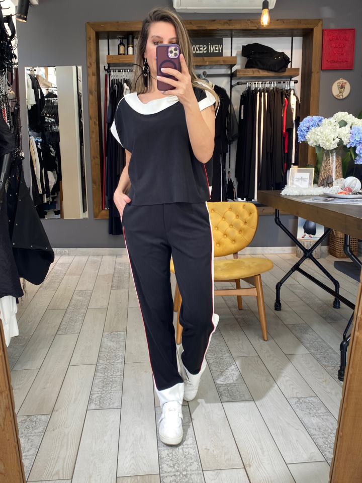 Reneta Sırt Detaylı Bluz (siyah)