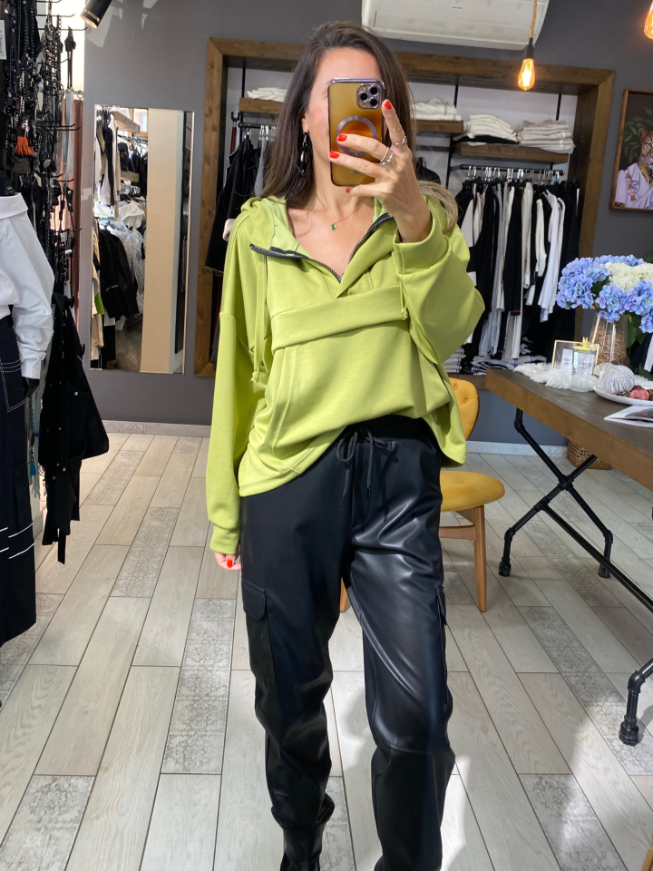 Lisa Kanguru Cepli Swetshirt (Fıstık Yeşili)