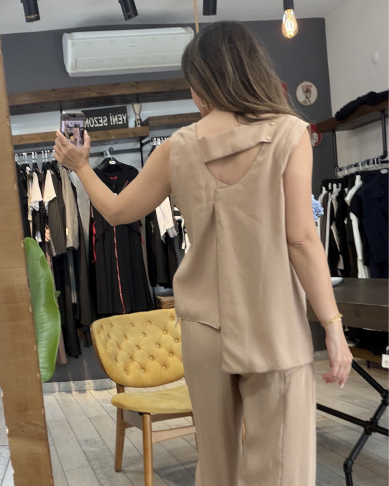 Sophia Sırtı Pencereli Bluz (bej)