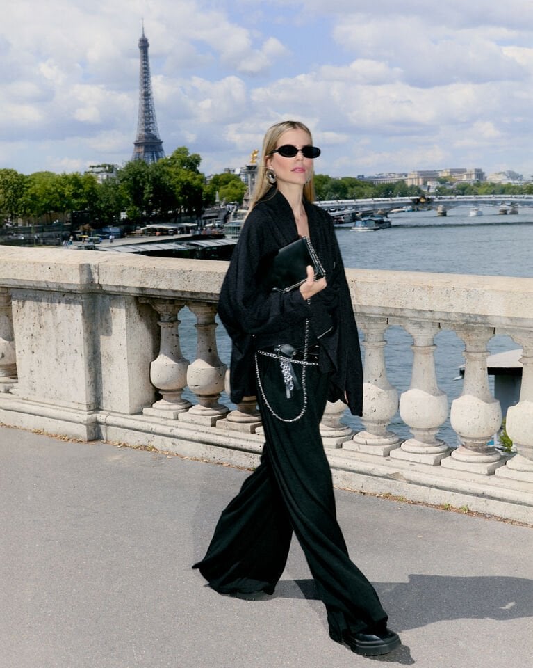 Zincir Detaylı Çanta (Siyah)